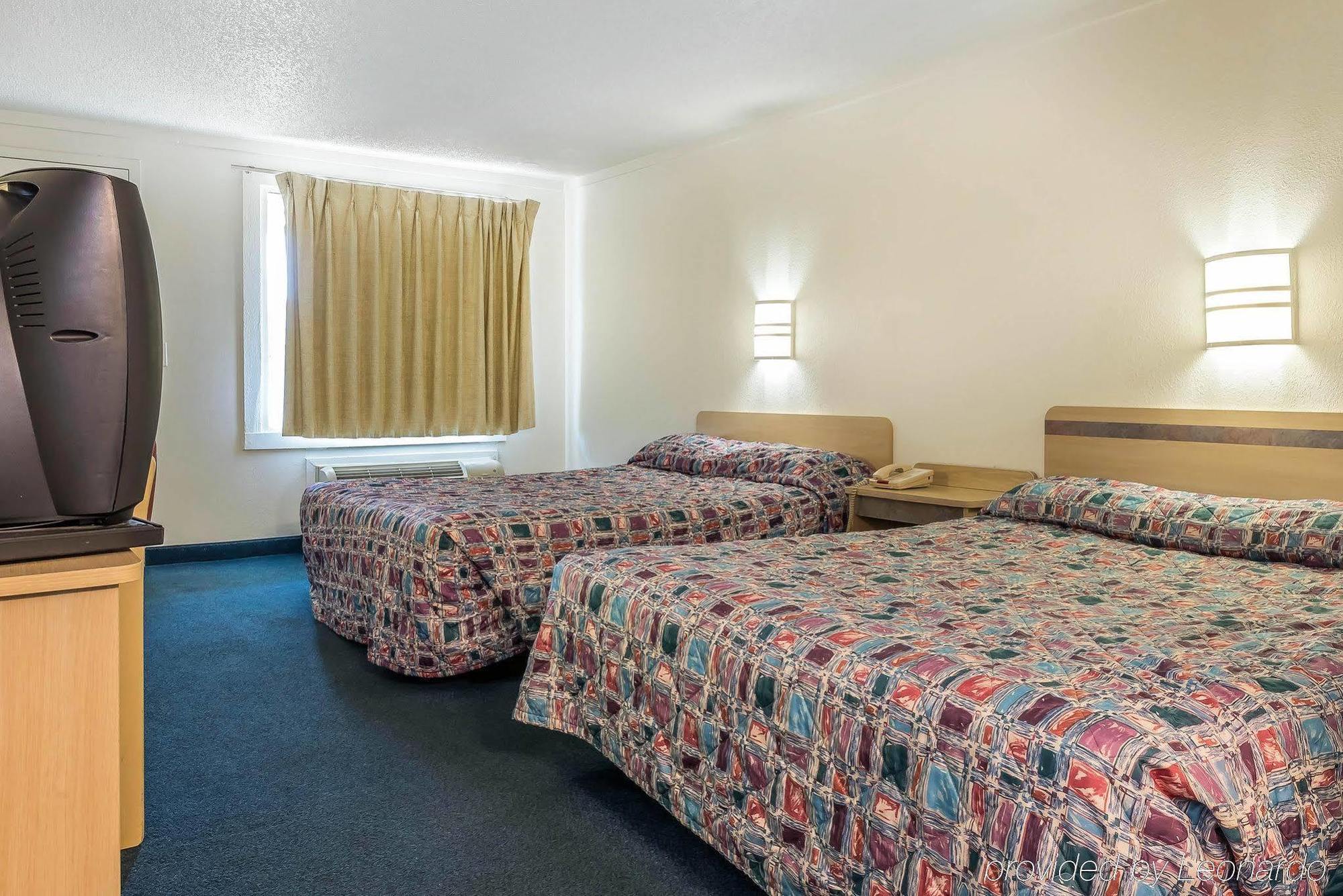 Rodeway Inn Sharonville Eksteriør billede