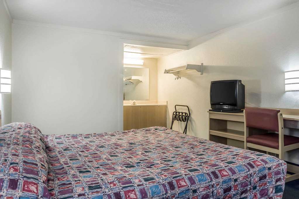Rodeway Inn Sharonville Værelse billede