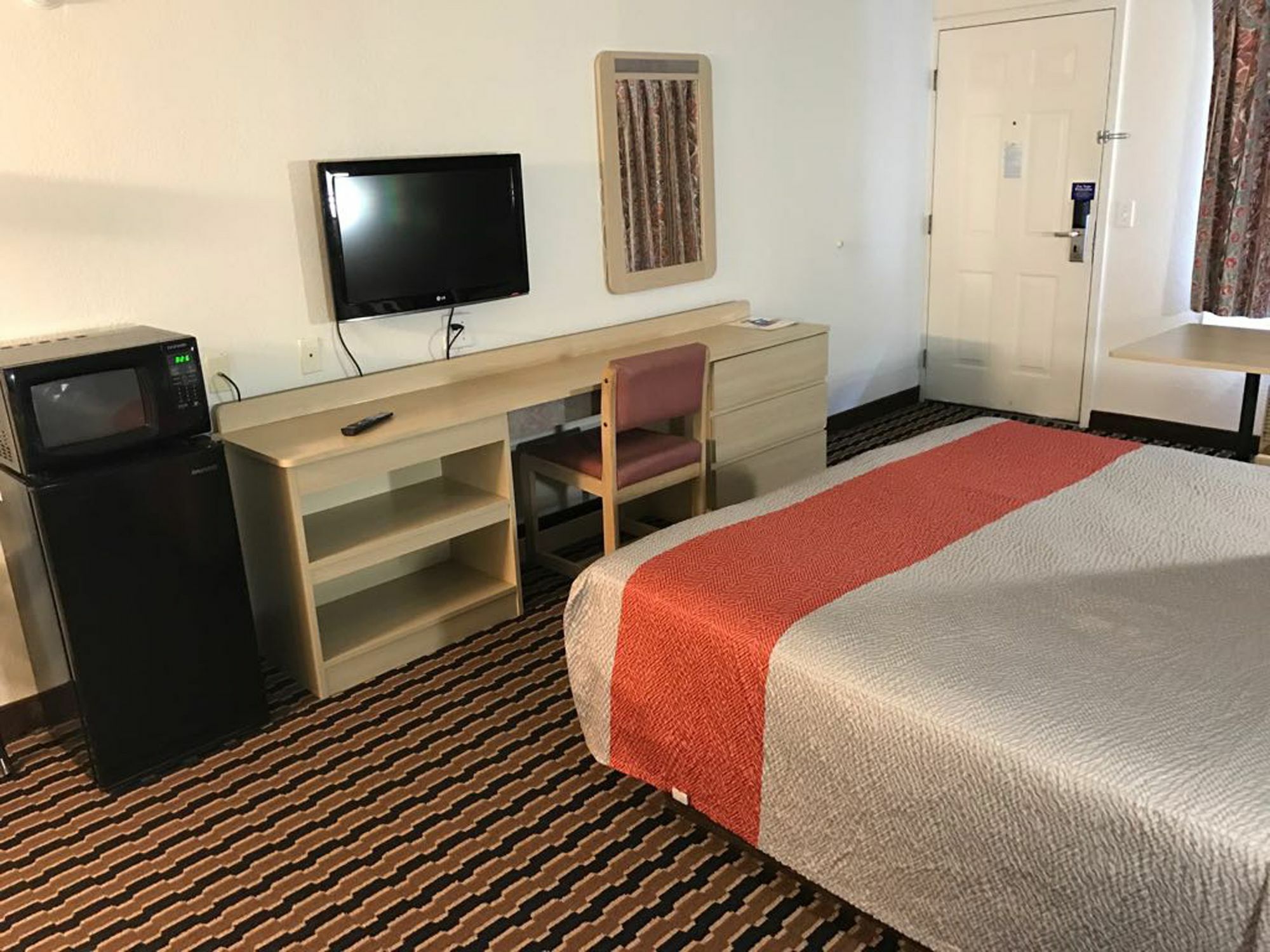 Rodeway Inn Sharonville Eksteriør billede