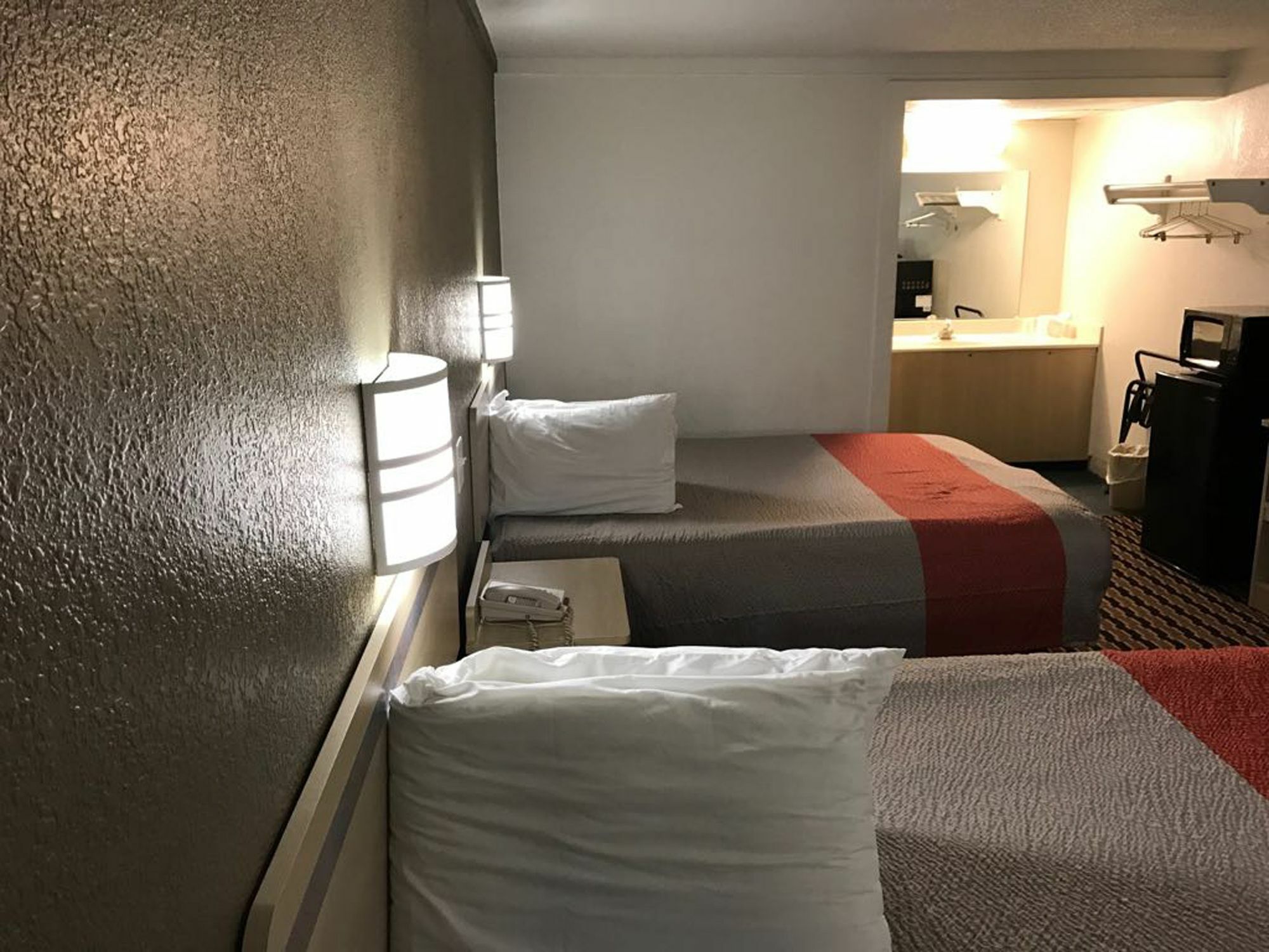 Rodeway Inn Sharonville Eksteriør billede